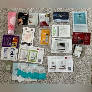 Samples & full size Victoria's Secret pink lotion